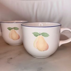 Pfaltzgraff Stoneware Vintage Mugs Pears Set of 2